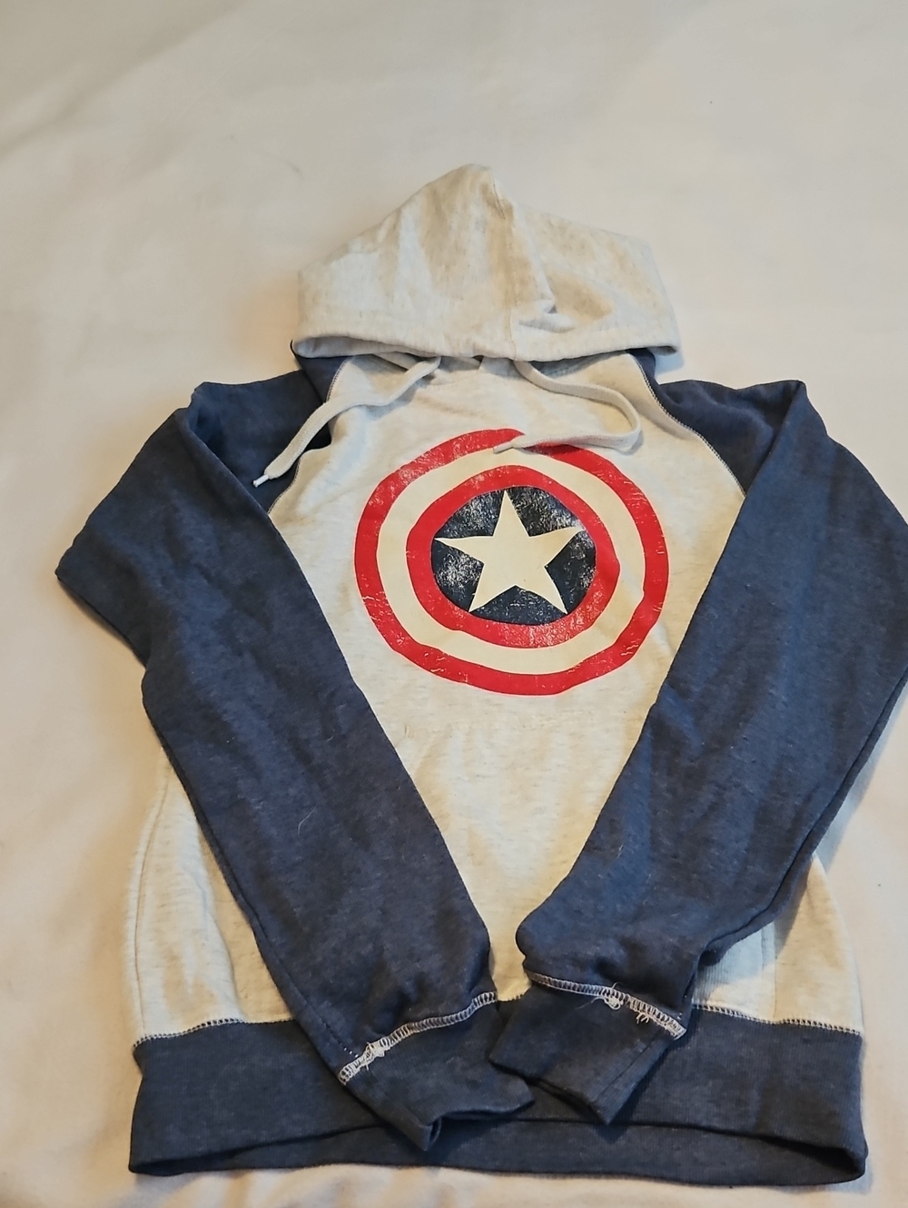Universal Navy & Light Gray Captain America Shield Pullover Hoodie